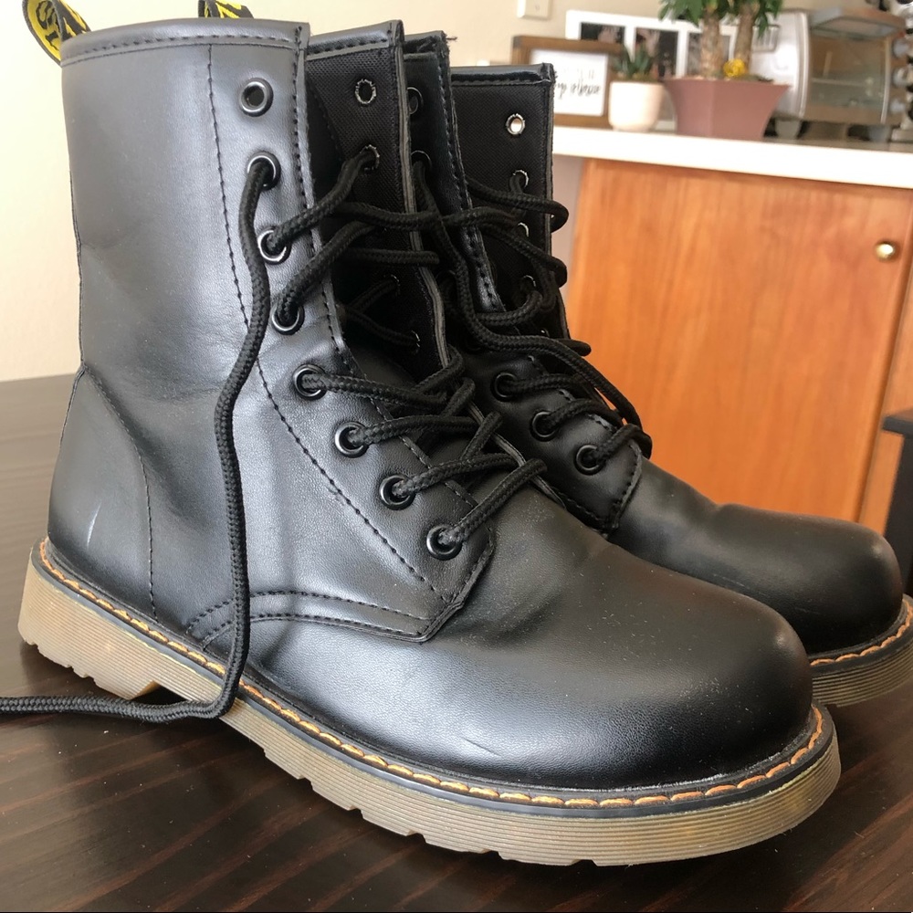 ROMWE Lace-up Boots
